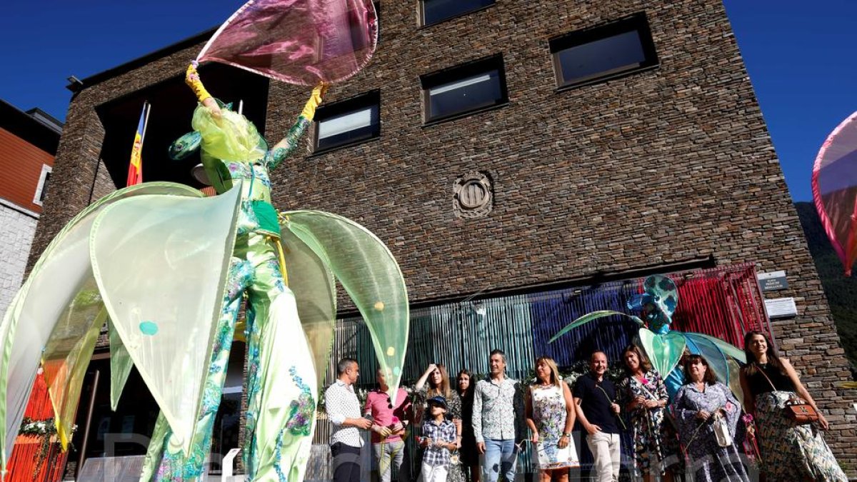 L'espectacle itinerant que ha recorregut aquesta tarda l'avinguda Meritxell