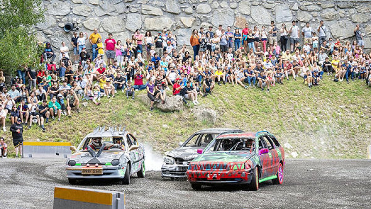 El Crash Car d'Encamp es popularitza arreu del país. L'Automòbil Club ja avisa que te'l pots trobar en qualsevol punt de la xarxa viària.