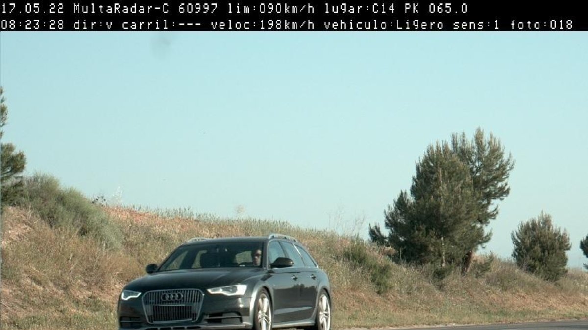 El conductor circulava a 198 km/h