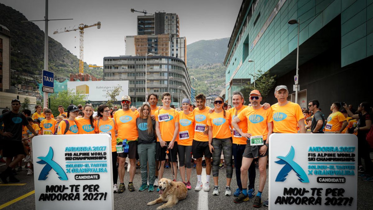 La cursa Illa Carlemany va donar suport a la candidatura.