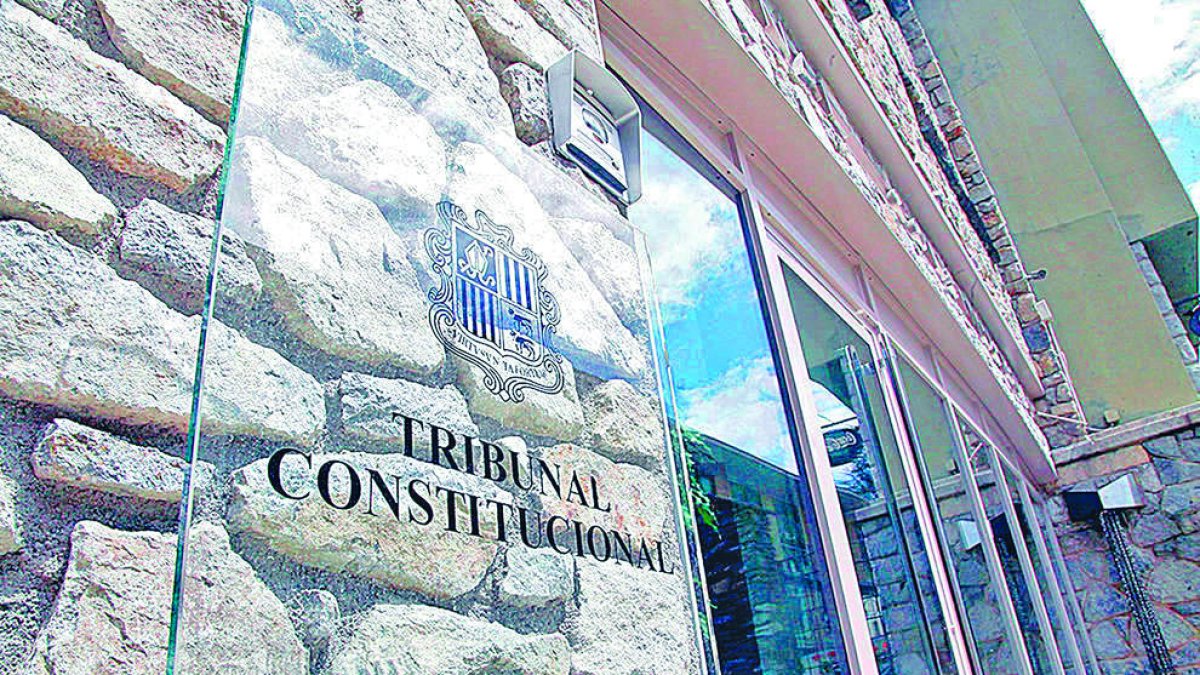 El Tribunal Constitucional.
