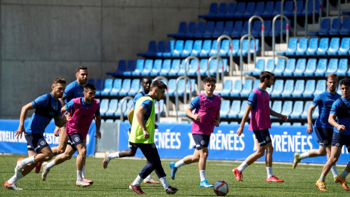 Entrenament dels tricolors a l'Estadi Nacional.