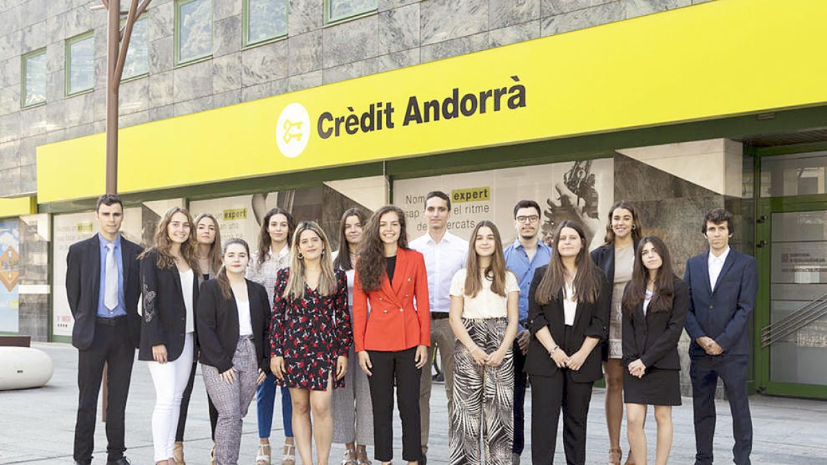 `Inici de les estades formatives de Crèdit Andorra