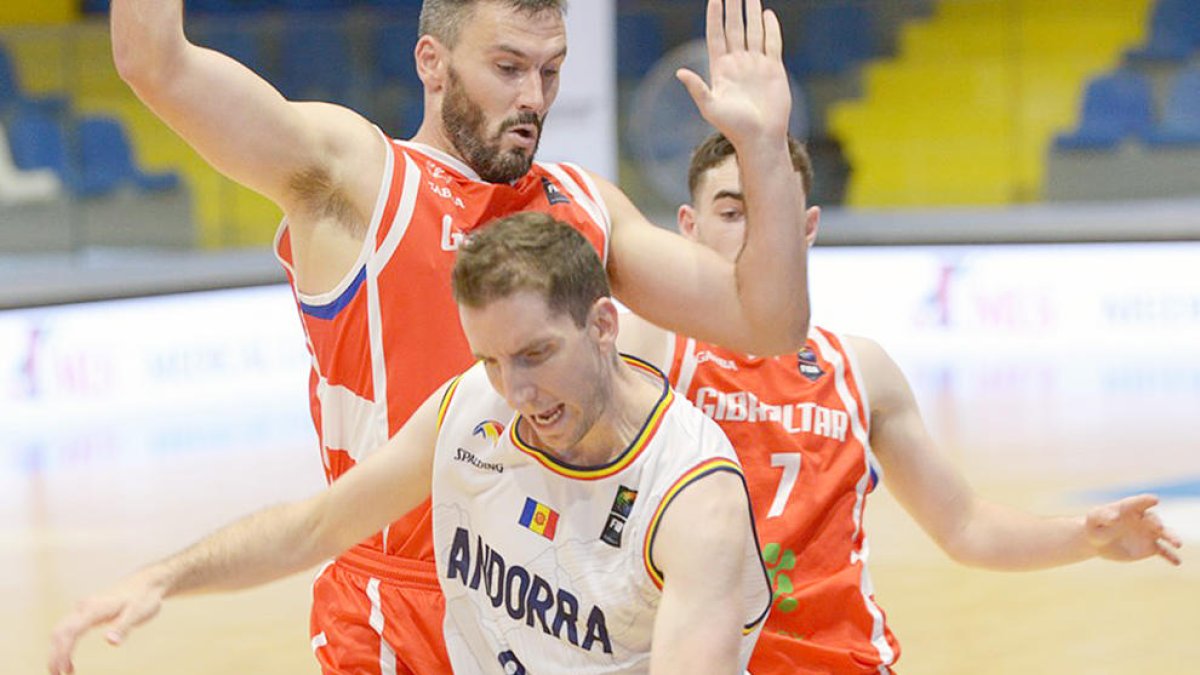 Guille Colom va conduir la selecció al triomf.