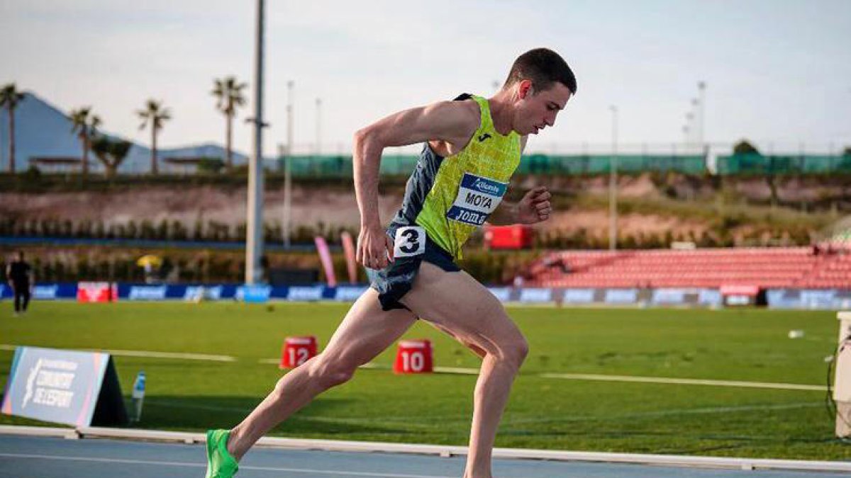 Pol Moya, en una imatge anterior, va fer una cursa molt bona als 1.500 metres.