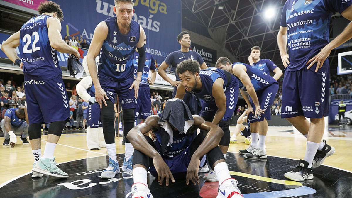 El MoraBanc va baixar a la LEB contra el Tenerife.