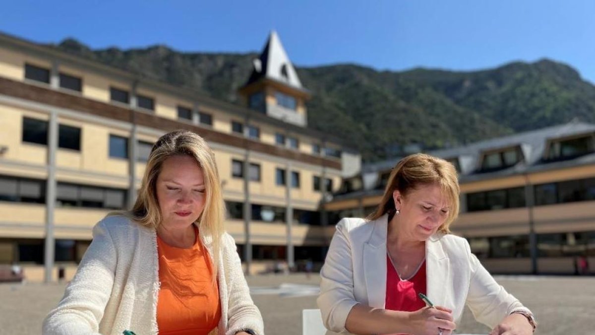 Maria Josep Pascual, directora del Col.legi Sant Ermengol i Geòrgia Pont, presidenta d'Unicef Andorra