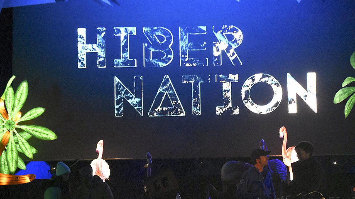 Carpa del pàrquing del Bullidor.