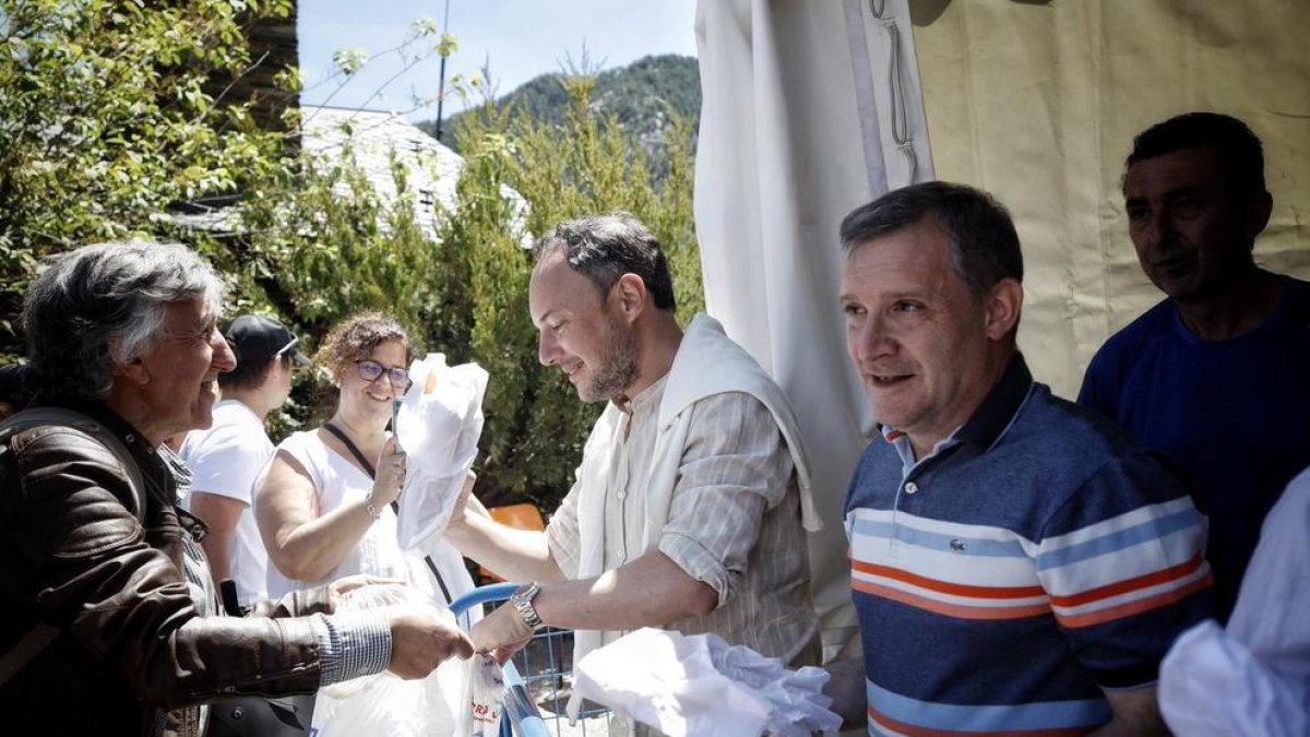 Espot i Majoral a l'aplec de Canòlich.