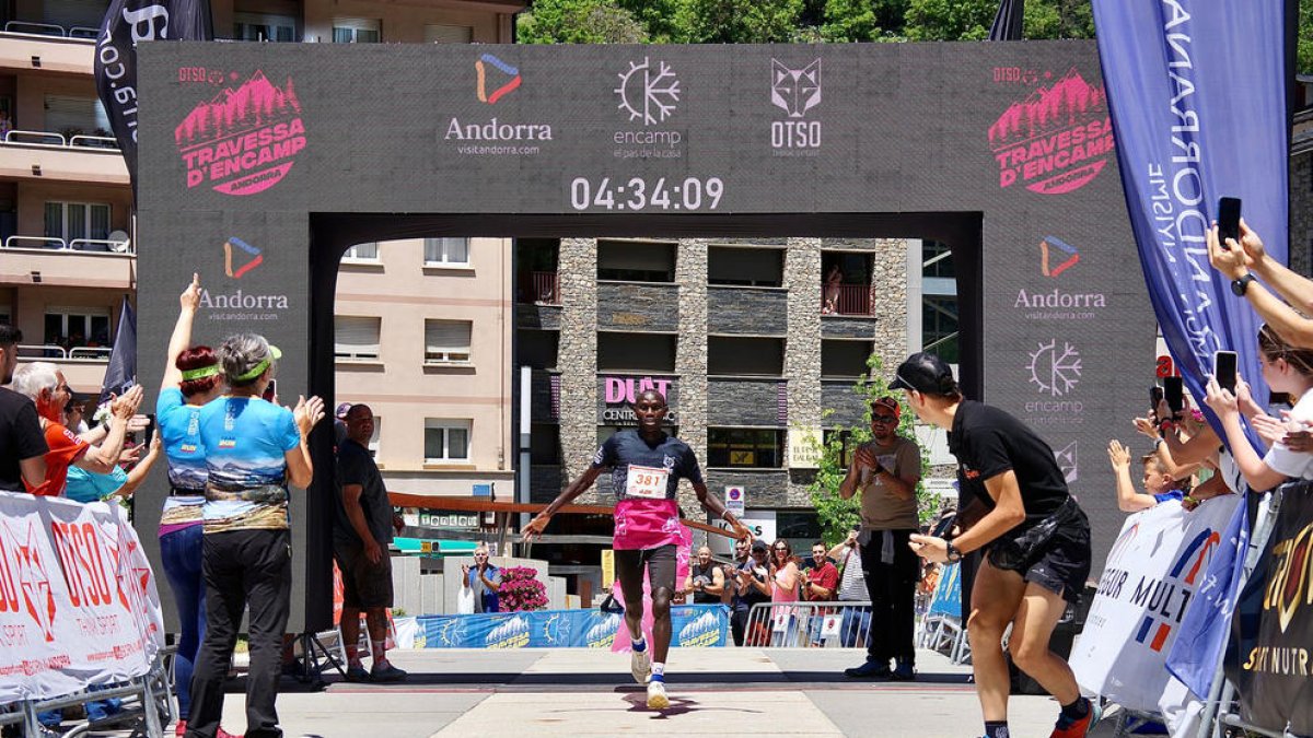 Bernard Cheruiyot va guanyar la marató.