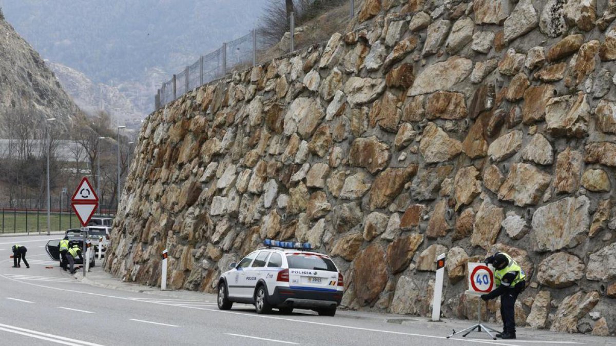 Els controls es van fer a la CG-2, a Encamp.