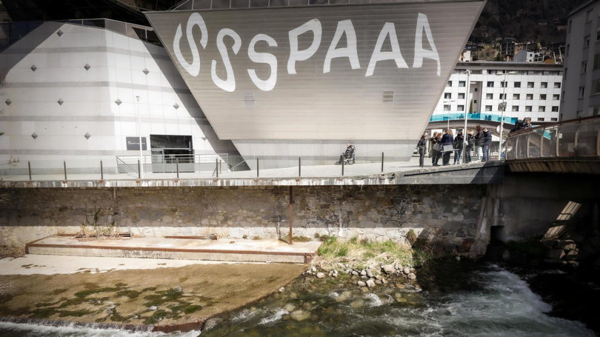 Estació de control situada al Valira d'Orient.