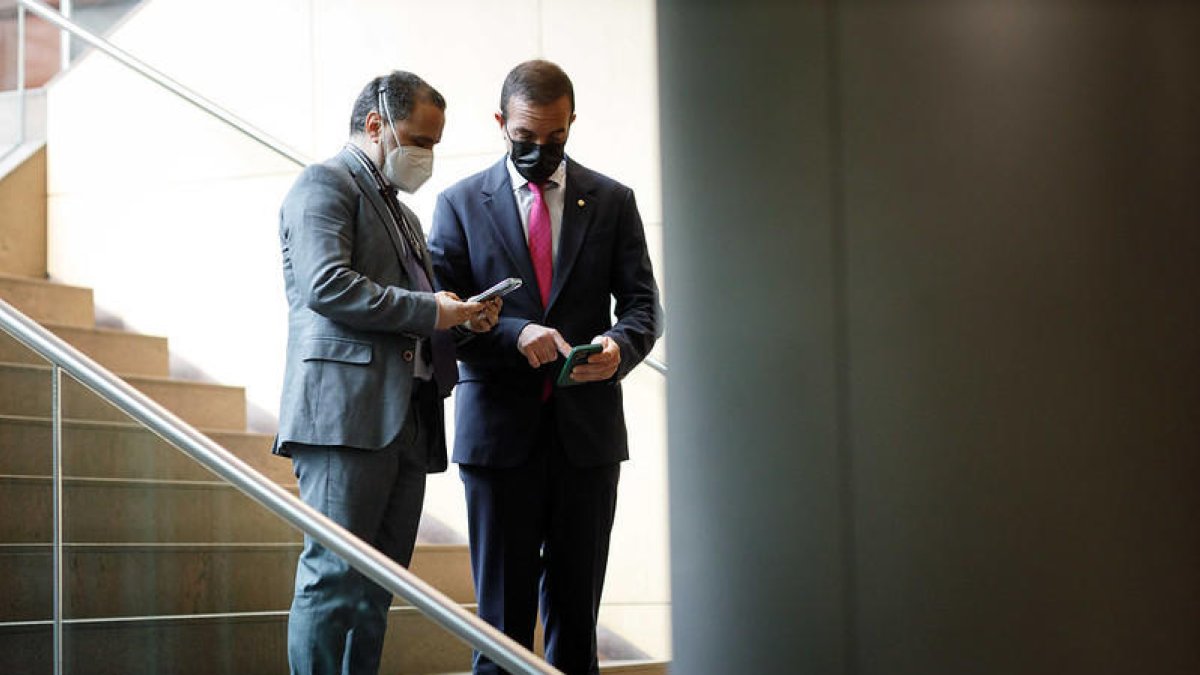 El ministre Torres abans de la cerimònia de cloenda