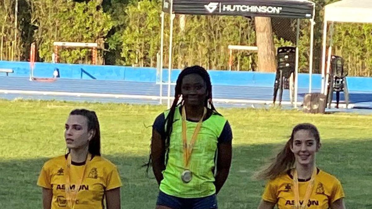 Lerato Pagès, al mig, al podi dels 100 tanques.