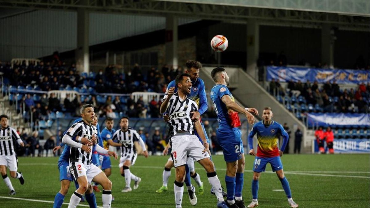 Un moment del partit