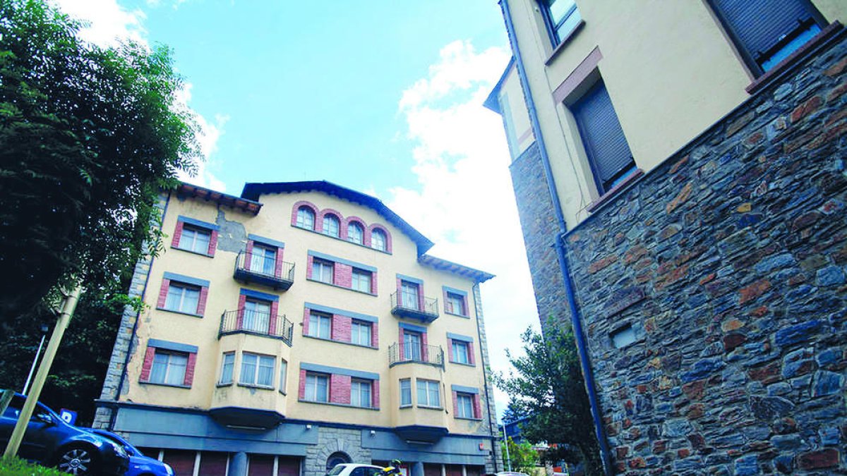L'hotel Casamanya, propietat del quart d'Ordino.