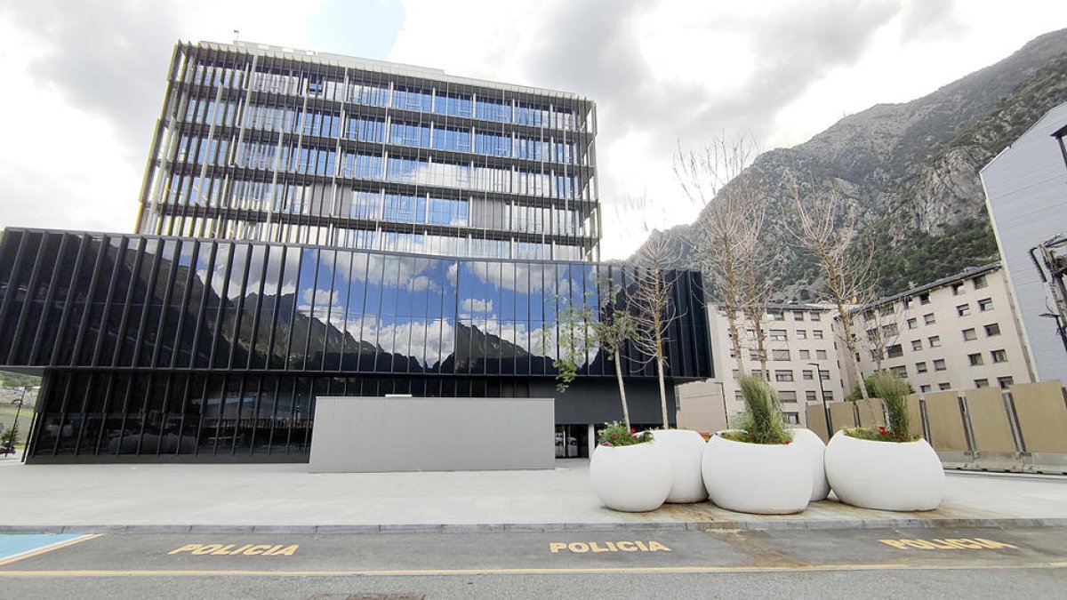 L'espai reservat per a la policia.