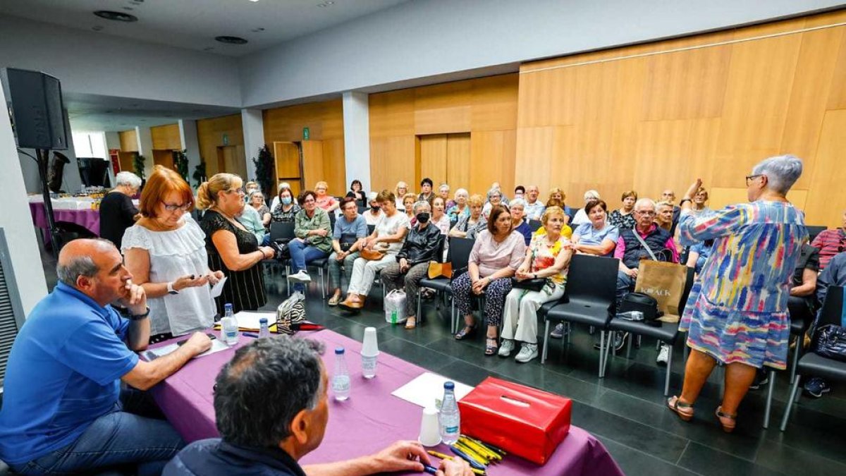Celebració de l'assemblea extraordinària l'1 de juny