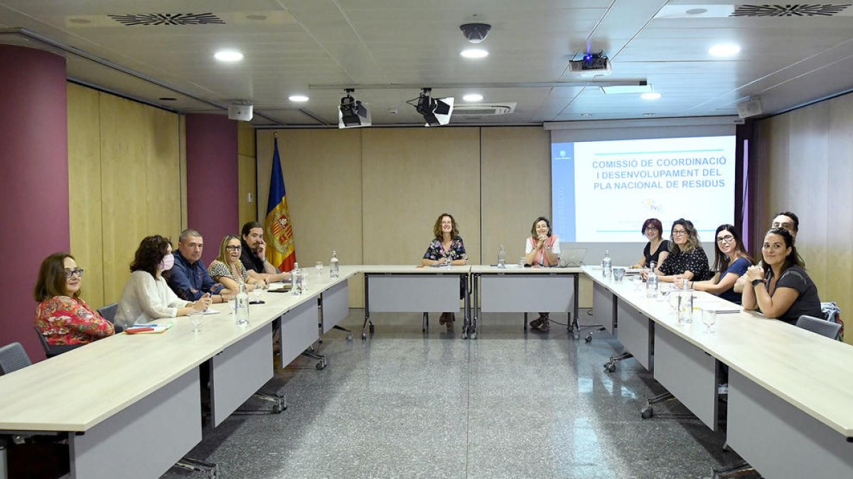 La ministra a la reunió extraordinària de la Comissió de Coordinació del Pla Nacional de Residus (PNR)