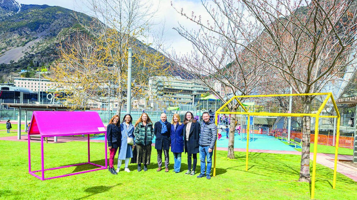 Inauguració de l'obra, ahir al Prat del Roure.