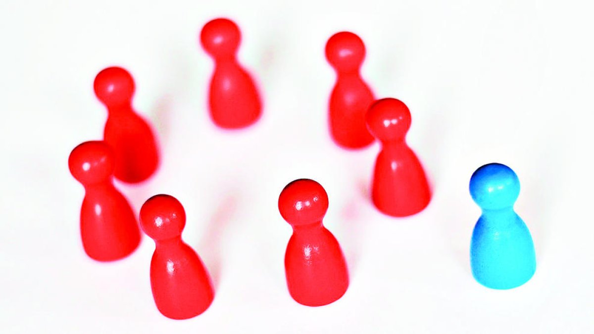 Mirem per la tele com es riuen dels problemes, limitacions, defectes o malalties de persones