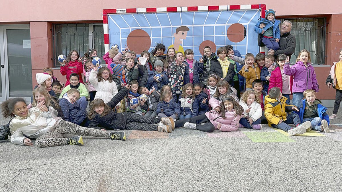 Foto de grup dels participants a la xocolatada.