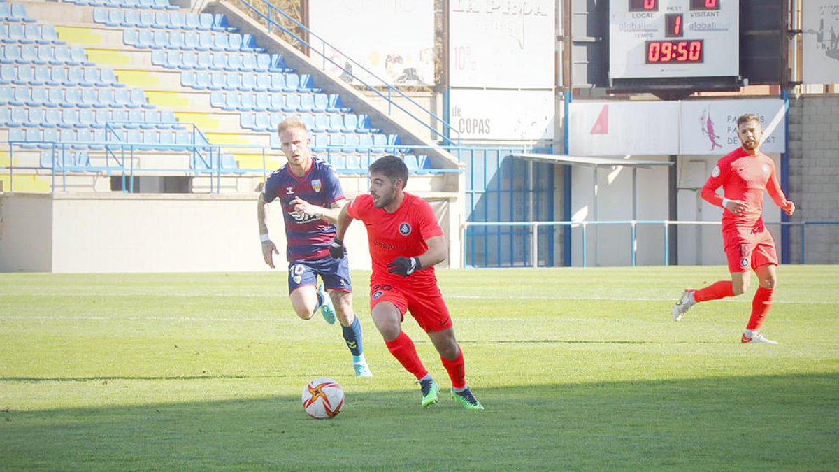 L'FC Andorra tanca la jornada a un punt del líder.
