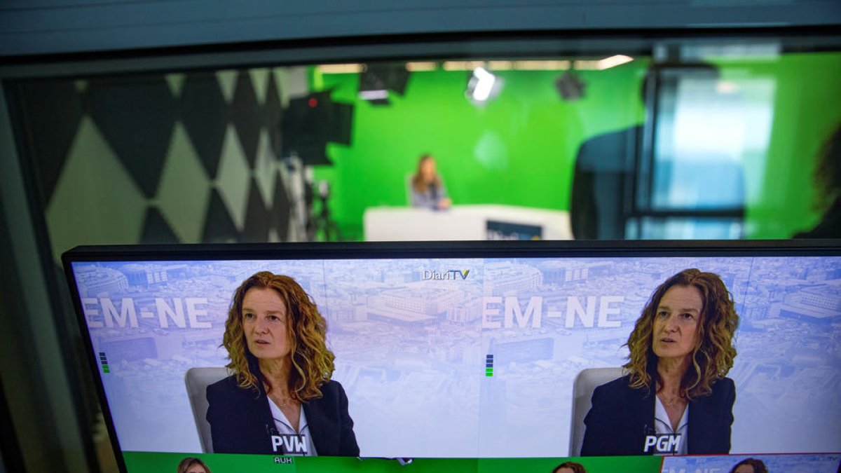 La ministra Calvó va ser entrevistada ahir al programa 'Parlem-ne', de Diari TV.