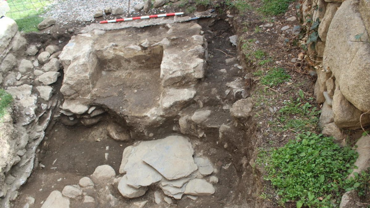 Les troballes arqueològiques a l'església de Santa Coloma