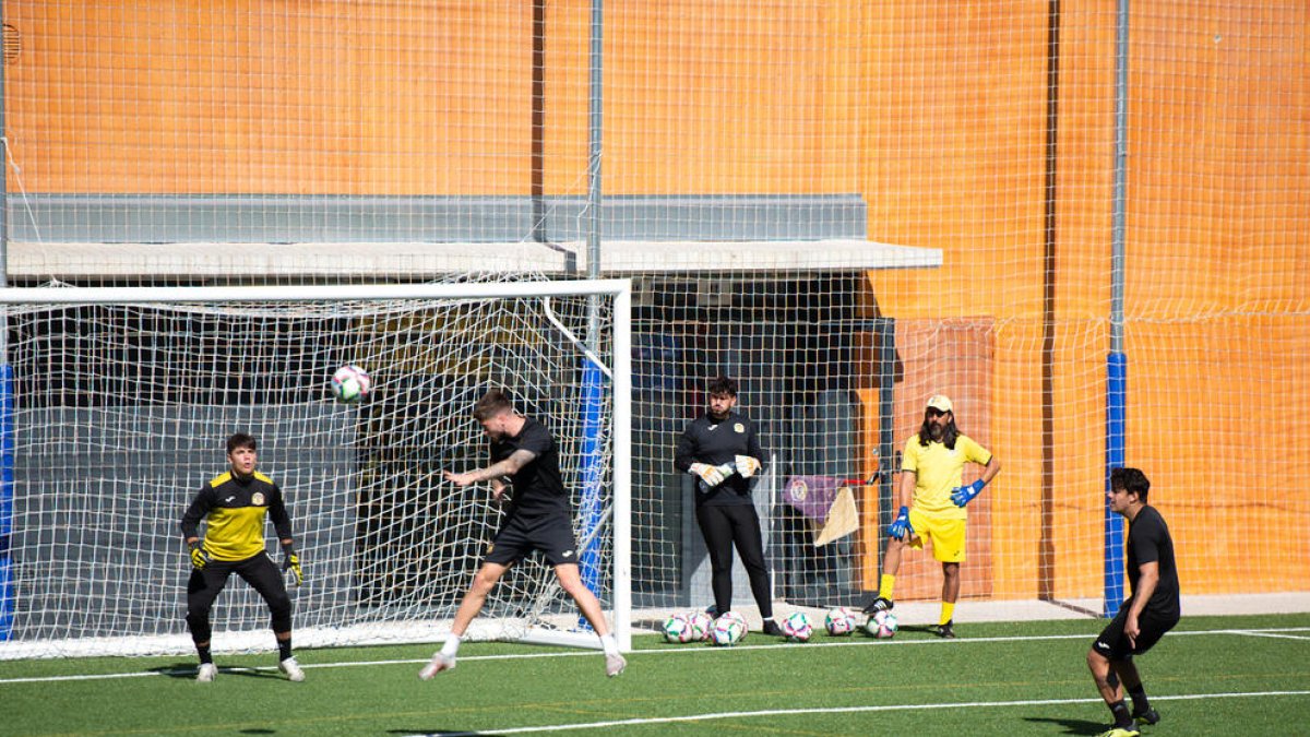 Entrenament de l'UE Santa Coloma.