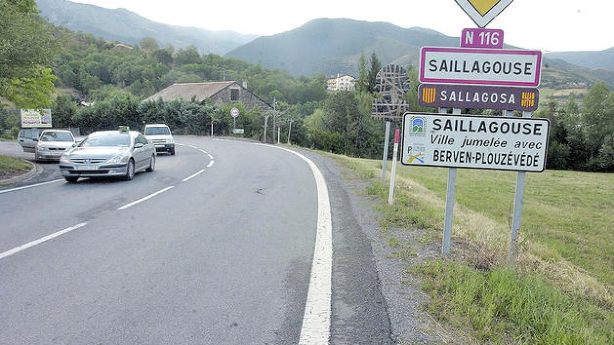 Un tram de la carretera RN-116.