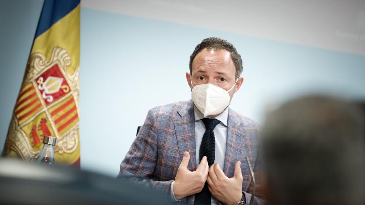 Xavier Espot ha comparegut aquesta tarda per parlar de la crisi de Liberals