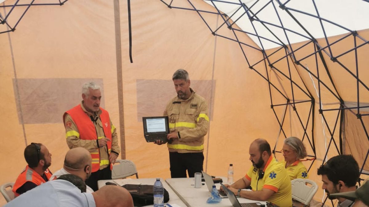 Punt de comandament dels bombers catalans a Artesa de Segre