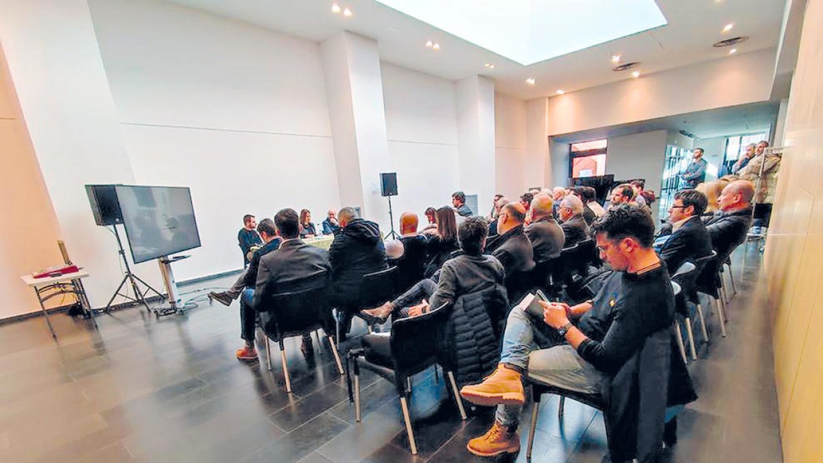 Reunió d'ahir amb els propietaris.