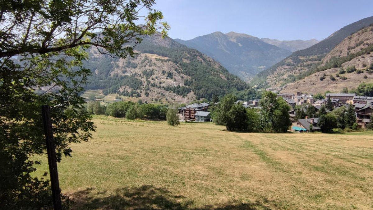 El terreny del Prat Gran de la parròquia d'Ordino.