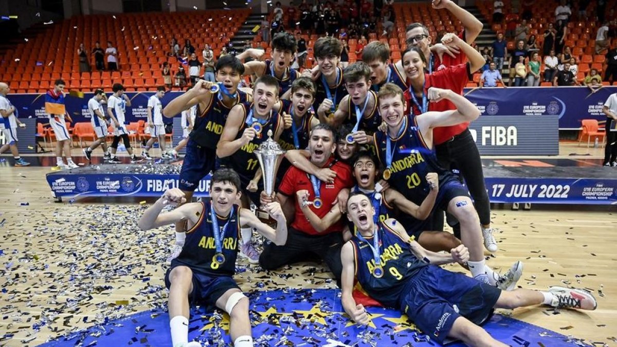 La selecció sub-16 es proclama campiona (65-84)