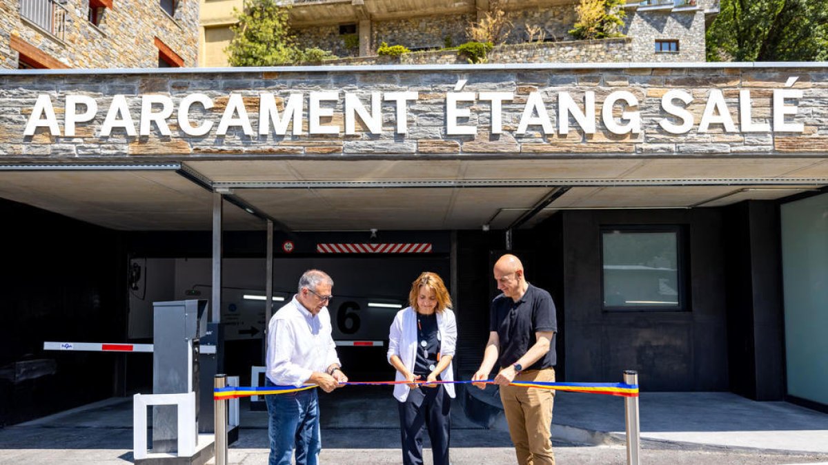 Inauguració de l'aparcament.