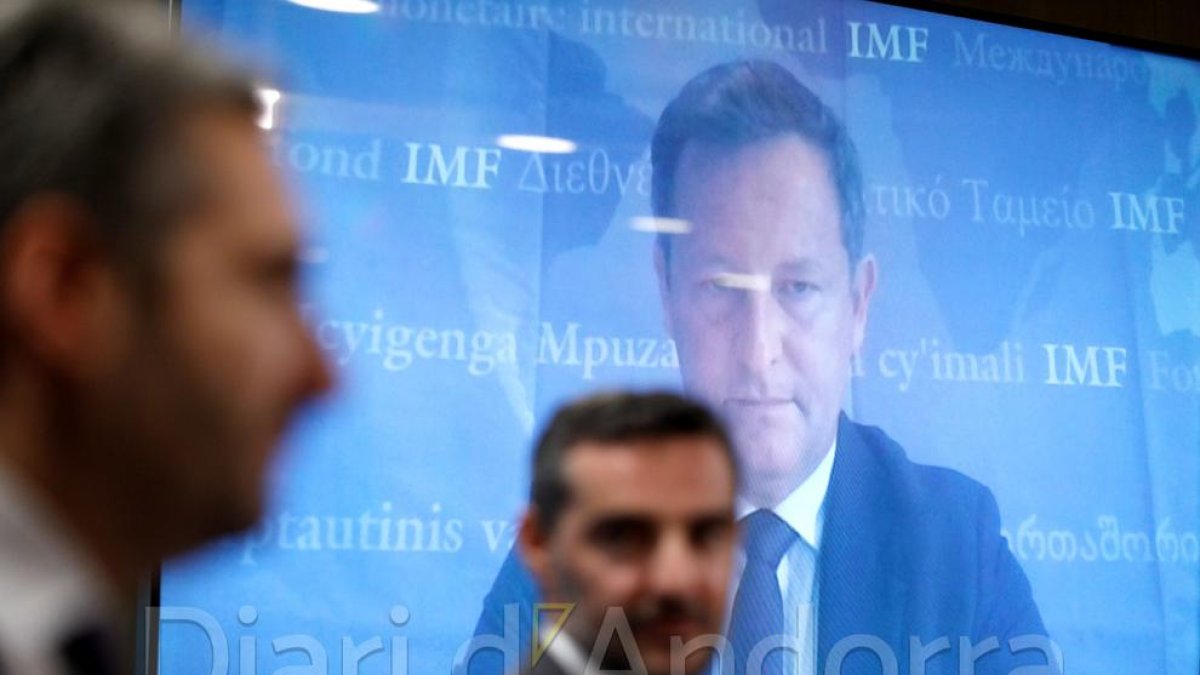 Eric Jover, Marc Ballestà i Rodolphe Blavy en la roda de premsa d'ahir.