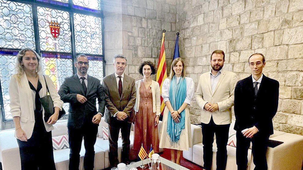Ubach amb Victòria Alsina, ahir a Barcelona.