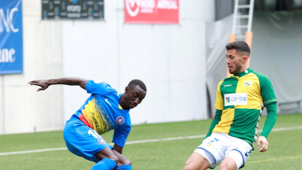 Jacobo, a la dreta, amb el Sabadell al Nacional