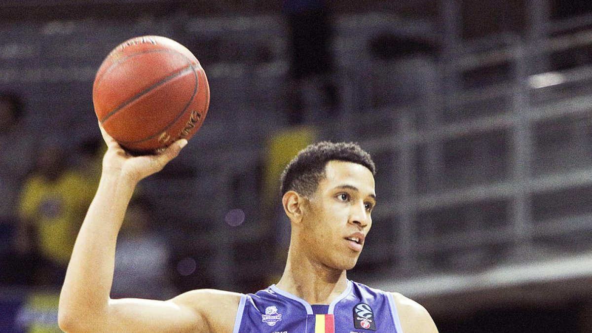 'Tyson' Pérez, en un partit anterior al Poliesportiu.