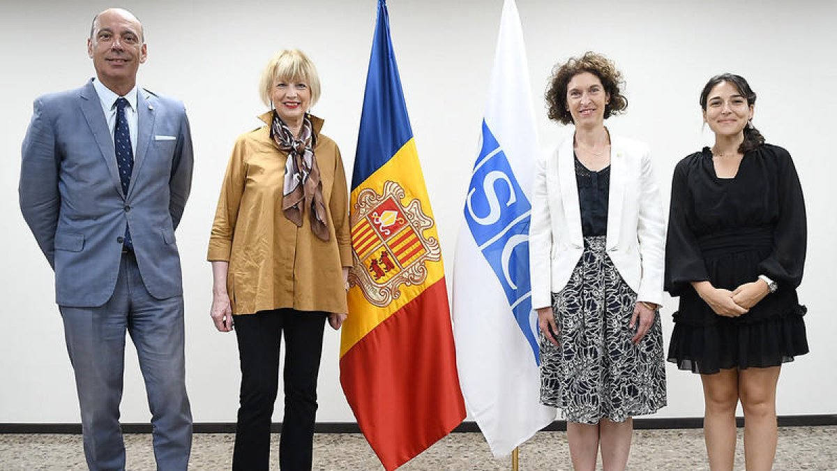 Reunió amb l'Excma. Sra. Helga Maria Schmid, secretària general OSCE