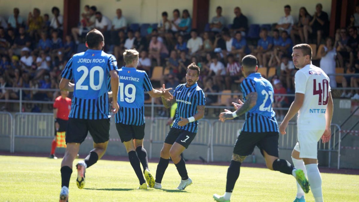 Soldevila, Roca i Viti celebren el gol de l'Inter, ahir.