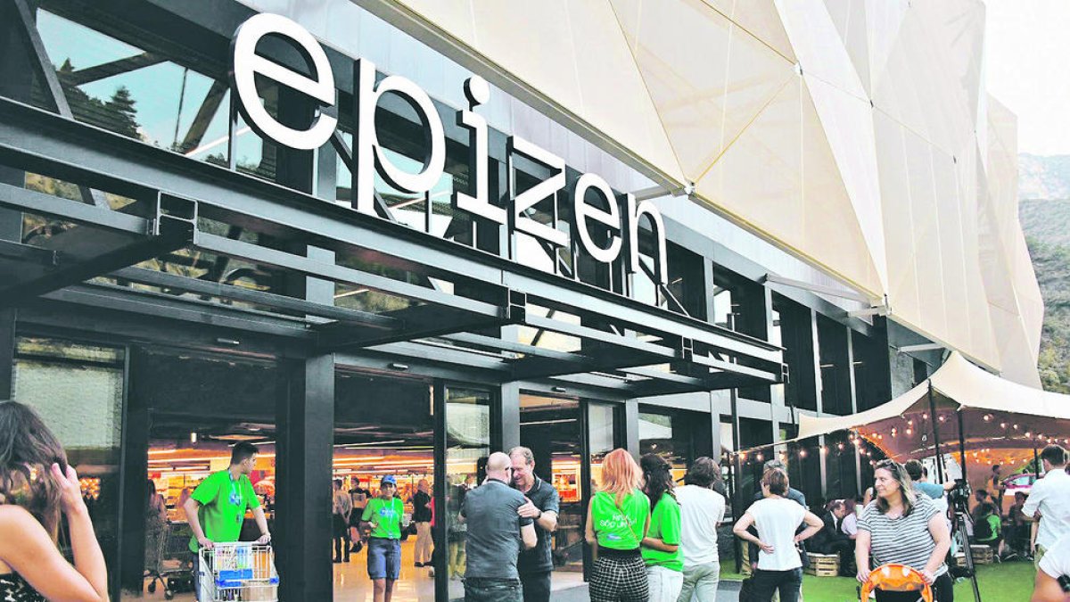 Expectació en l'obertura d'Epizen