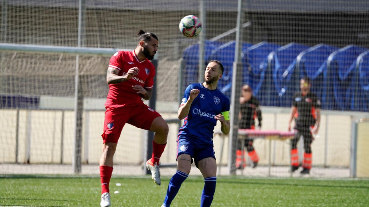 Derbi escaldenc a la Borda Mateu.