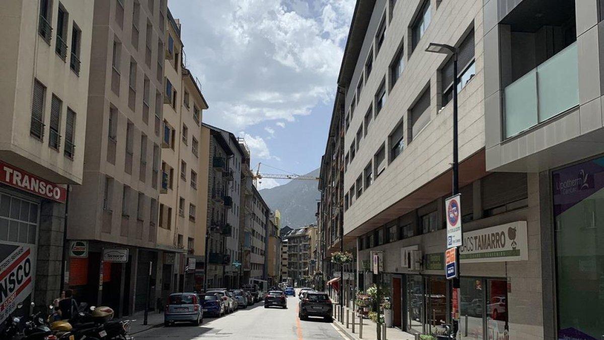 Avinguda tallada al trànsit