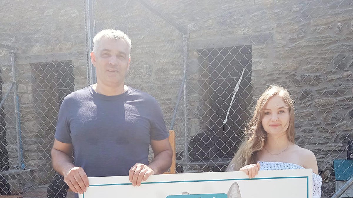 Laika rep un donatiu de 3.033,33 euros