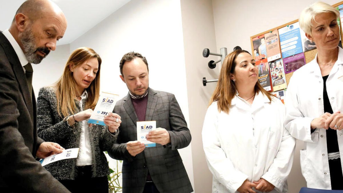 Les autoritats durant la presentació del SIAD el 2020.