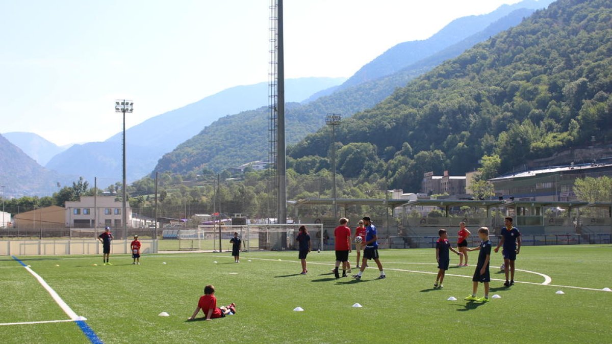 Campus de futbol 'Tots marquem'