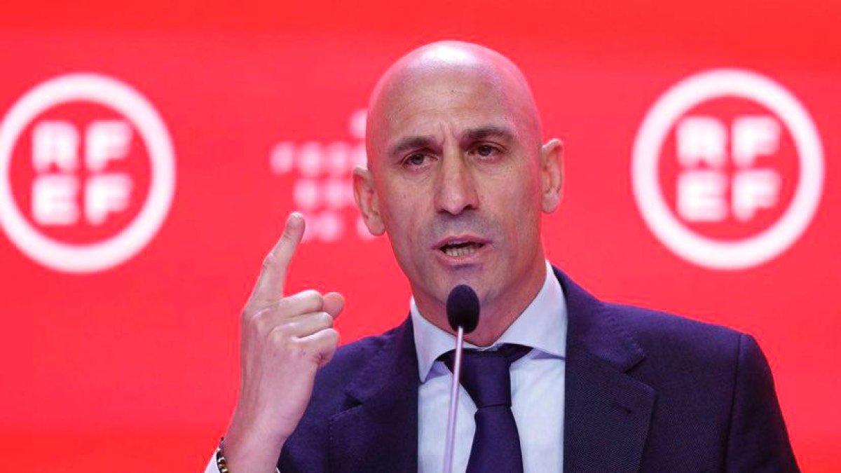 El president de la Federació Espanyola, Luis Rubiales, ahir a la roda de premsa a Madrid.